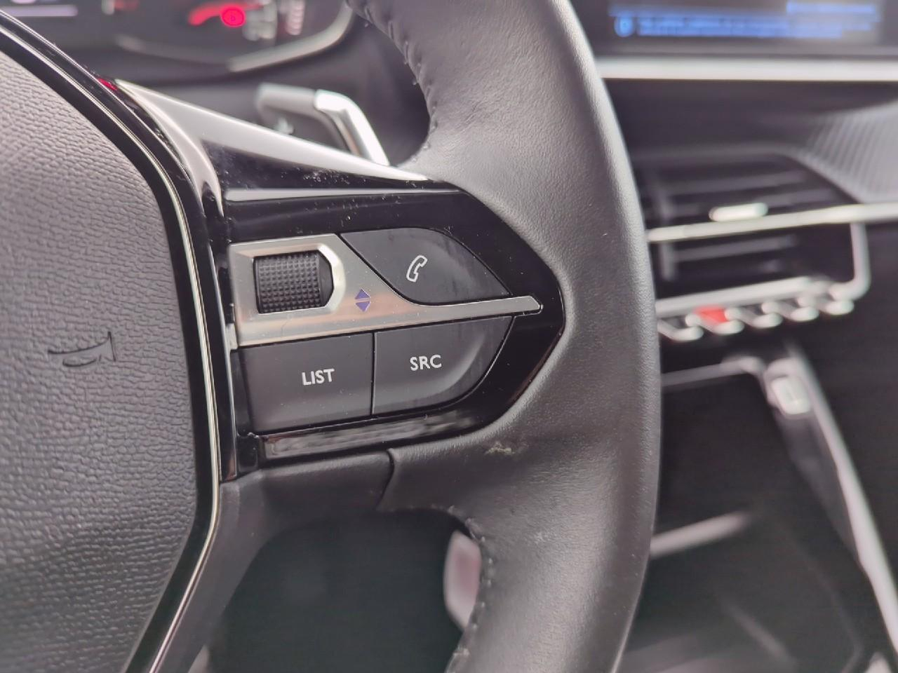 Peugeot 2008 puretech 130 s&s eat8 style — photo 19