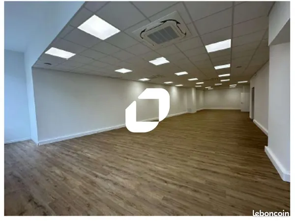 Bureaux 396 m²
