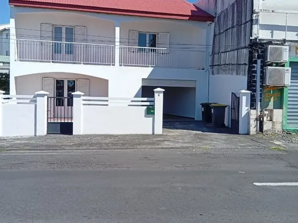 Loue villa a saint benoit