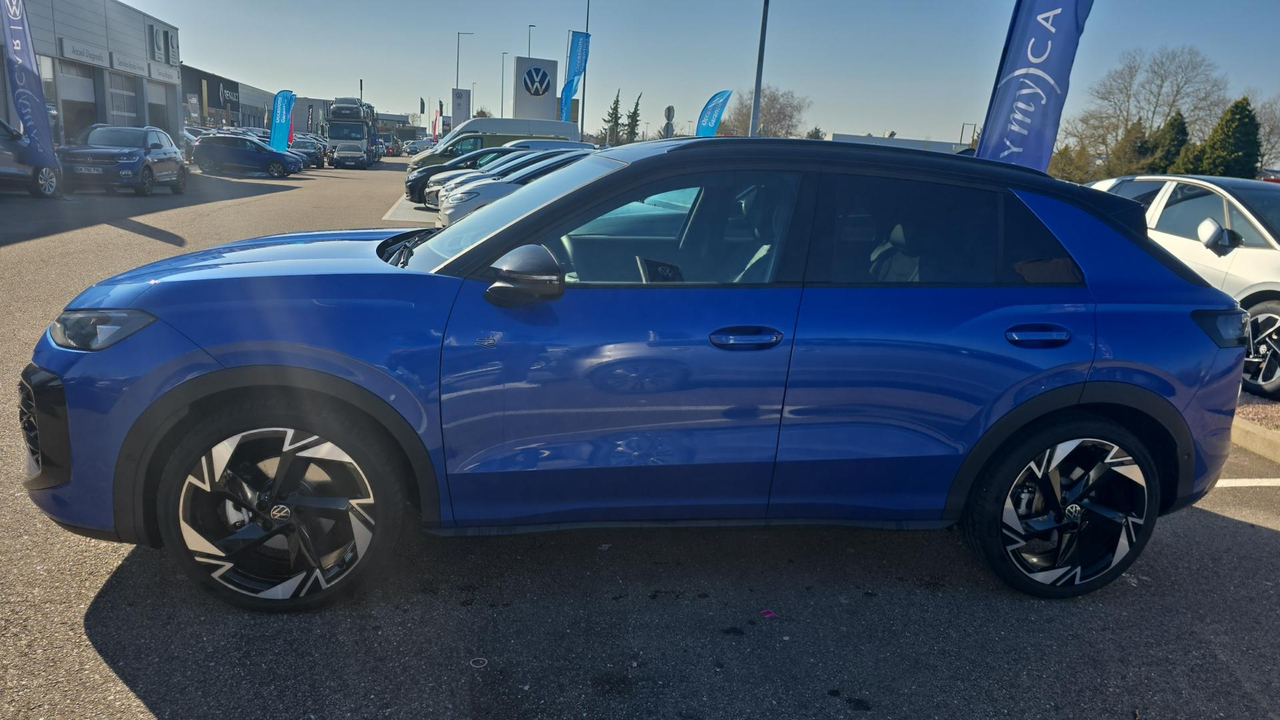 Volkswagen T-Roc 1.5 eTSI EVO2 Hybrid 150 ch DSG7 — photo 2