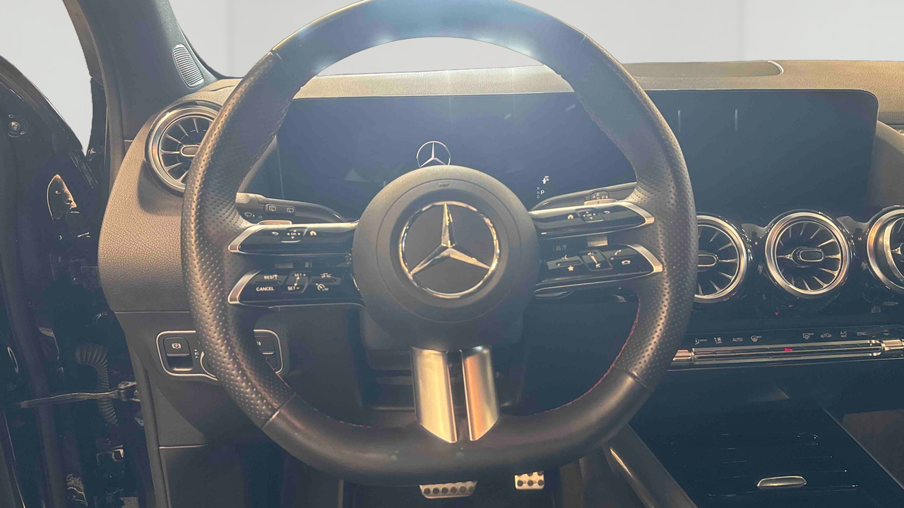 Mercedes GLA 200 d 8G-DCT — photo 10