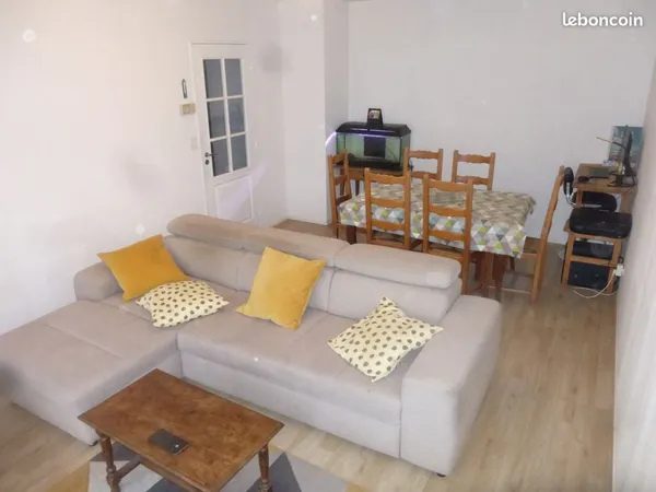 Appartement 3 pièces 68.5 m2 étage 3/4