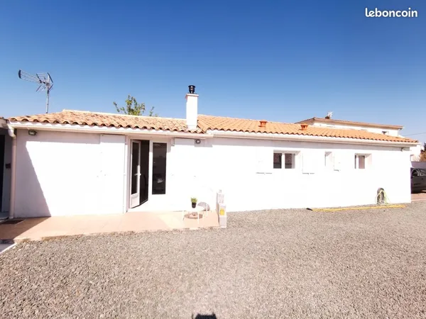 Maison meublée à louer à l année