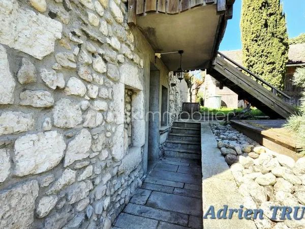 Maison 5 pièces 148 m²