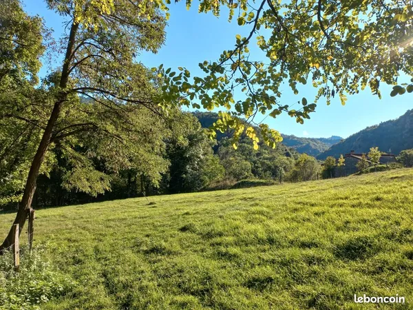 Terrain constructible 2500m²