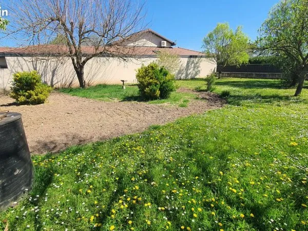 Terrain 523 m² Villemoirieu