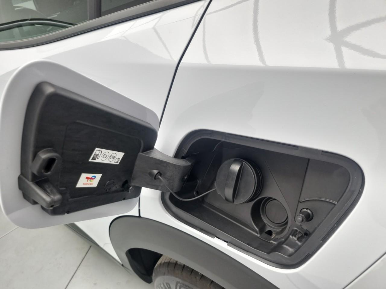 Peugeot 2008 100 s&s bvm6 style — photo 19