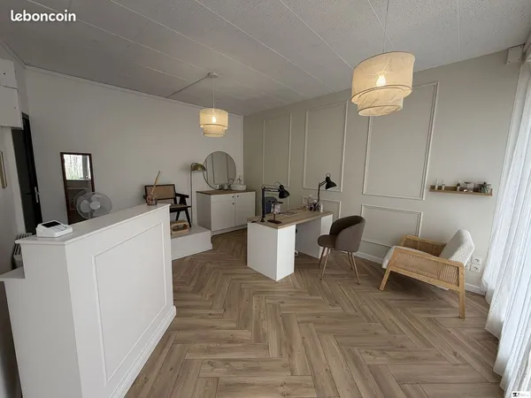 Local commercial 19 m² CAZERES