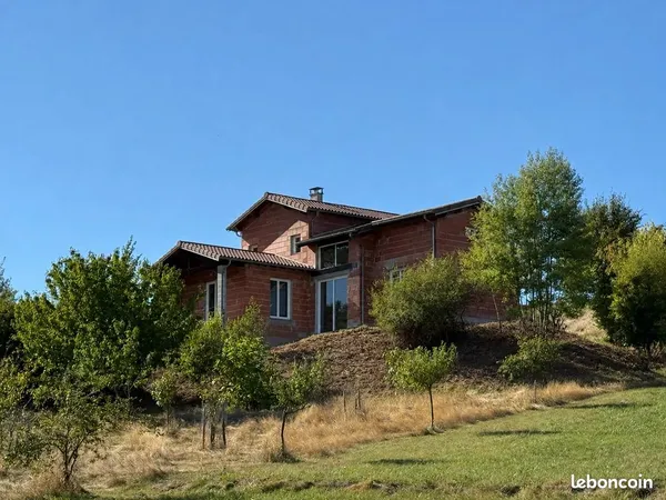 Villa 6 pièces 297 m²