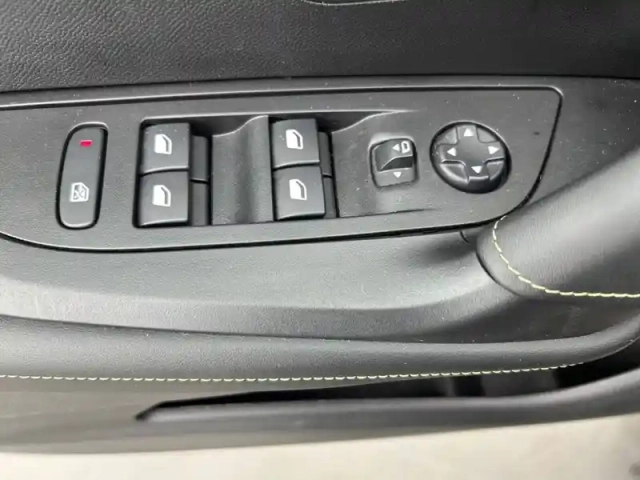 Peugeot 2008 puretech 130 s&amp;s eat8 — photo 15