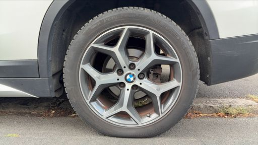 BMW X1 sDrive 18i 140 DKG7 - Xline – 2018 – 77050 km – Essence – Boîte Automatique — photo 26