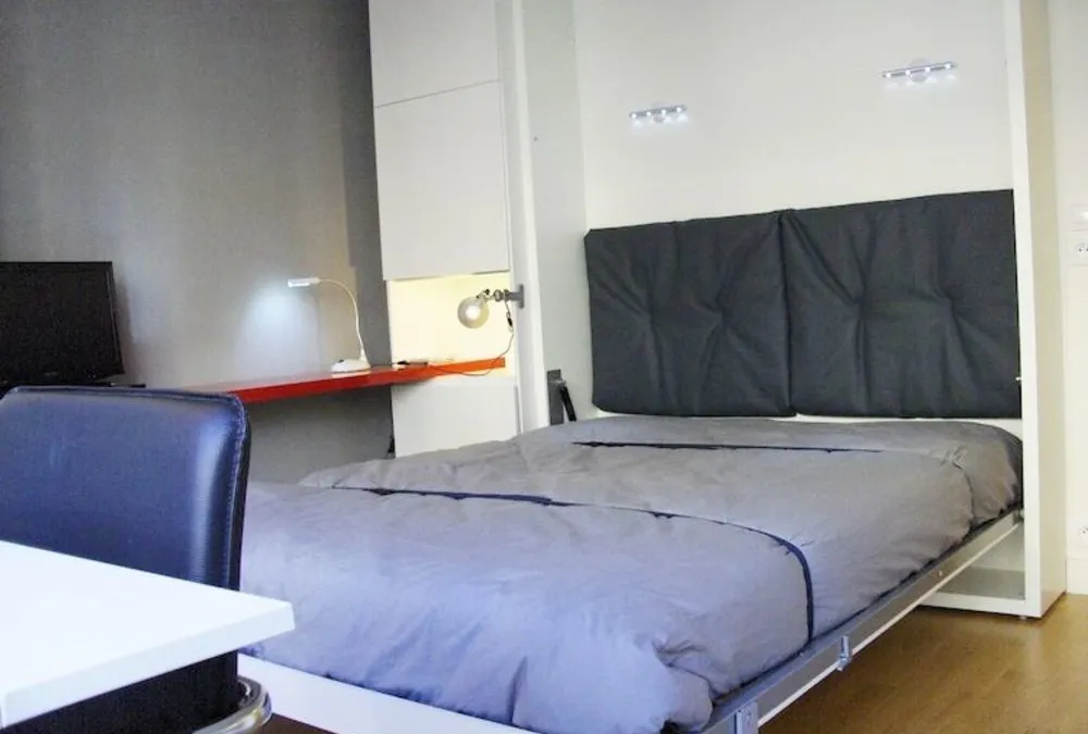 Photo 1