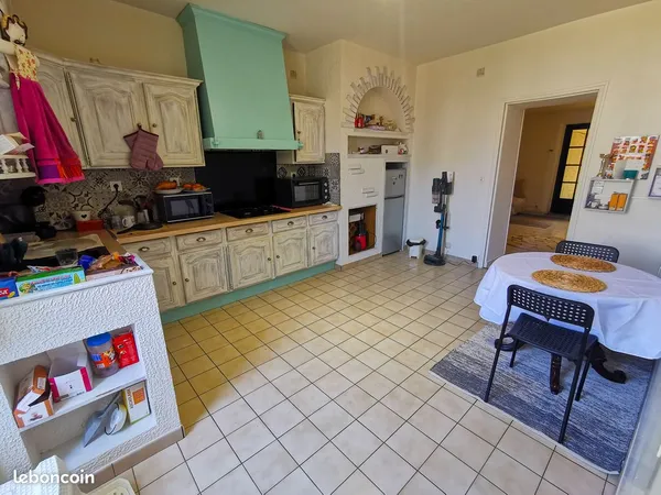 Maison 100 m², 3 chambres, jardin, à louer