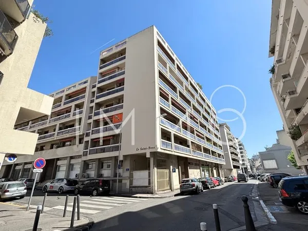 MARSEILLE 13008 - ROUET / LE SAINT YVES box double Vendu AVE