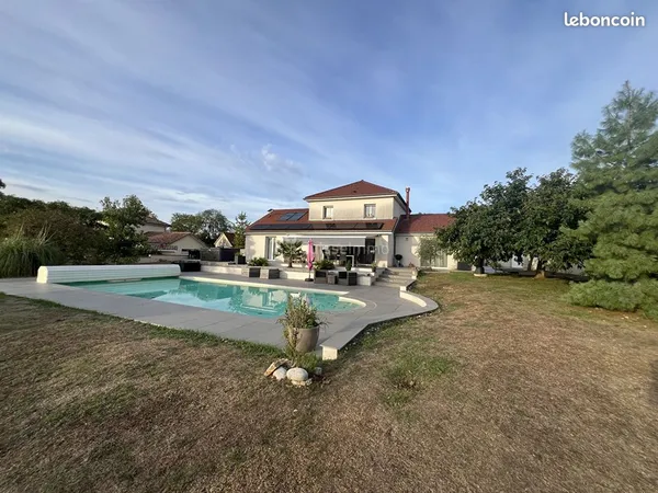 Maison 7 pièces 170 m²