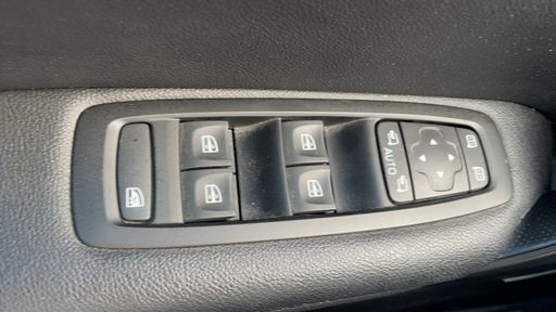 Renault Megane Estate 1.5 dCi 110 - Intens – 2018 – 111679 km – Diesel – Boîte Manuelle — photo 5