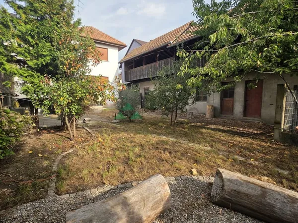 Maison centre-village 135m2 avec dépendance