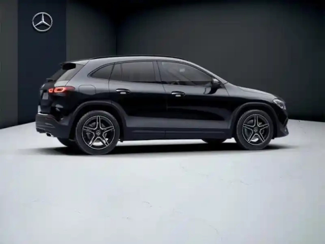 Mercedes Gla 250 e amg line — photo 20
