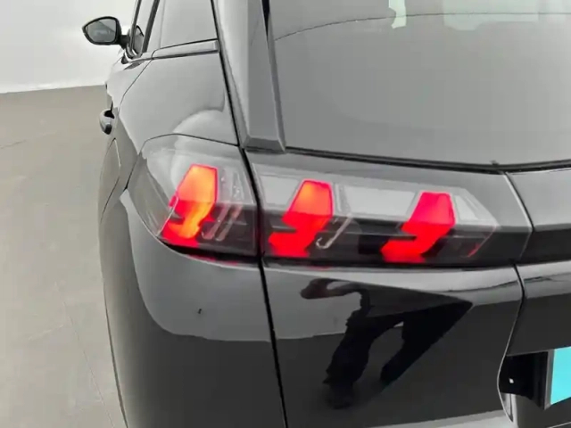 Peugeot 2008 puretech 130 s&amp;s eat8 — photo 78