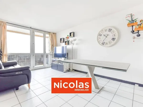 Appartement 4 pièces 77 m²