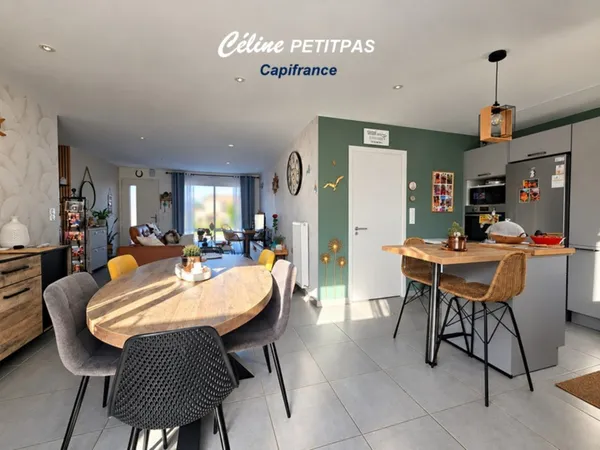Maison récente à vendre de 2023 - Iffendic - 5 pièces - 81 m² habitables - terrain de 370 m² - 3 ch