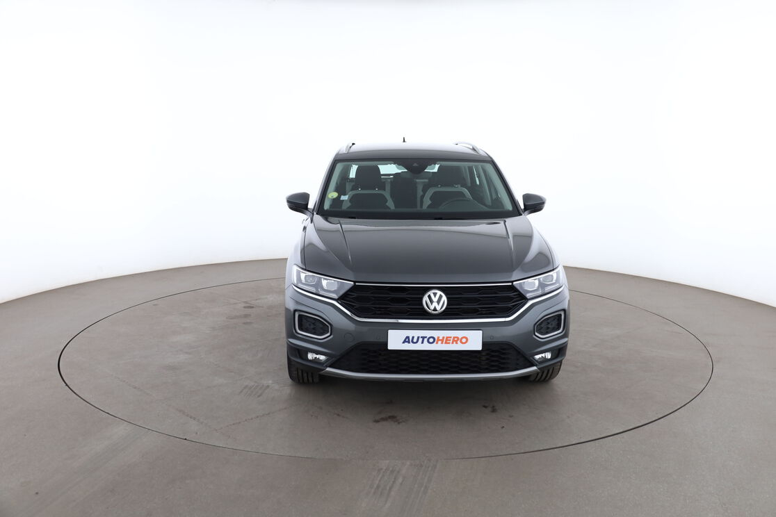 Volkswagen T-Roc 2.0 TDI Carat DSG7 — photo 8