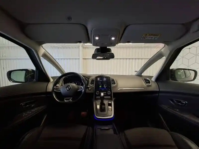 Renault Scenic grand  tce 160 energy edc — photo 26