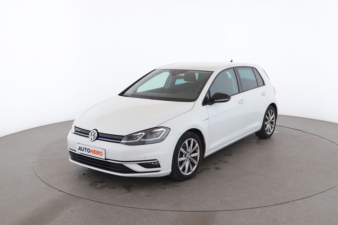 Volkswagen Golf VII 1.5 TSI EVO IQ.Drive DSG7 — photo 1