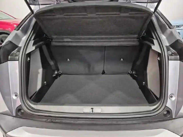 Peugeot 2008 hybrid 145 e-dcs6 — photo 6