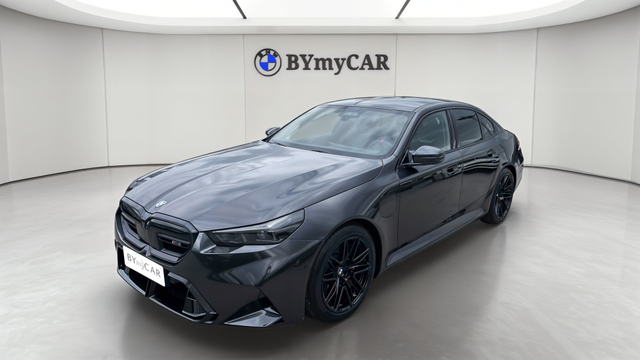BMW M5 PHEV 727 ch BVA8