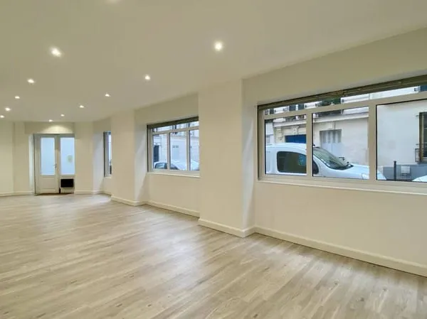 Bureaux 63 m²