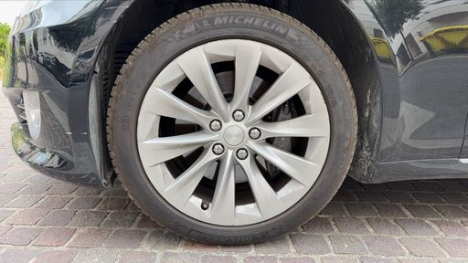 Tesla Model S AWD 100 kWh Dual Motor - Long Range – 2018 – 85187 km – Électrique – Boîte Automatique — photo 29