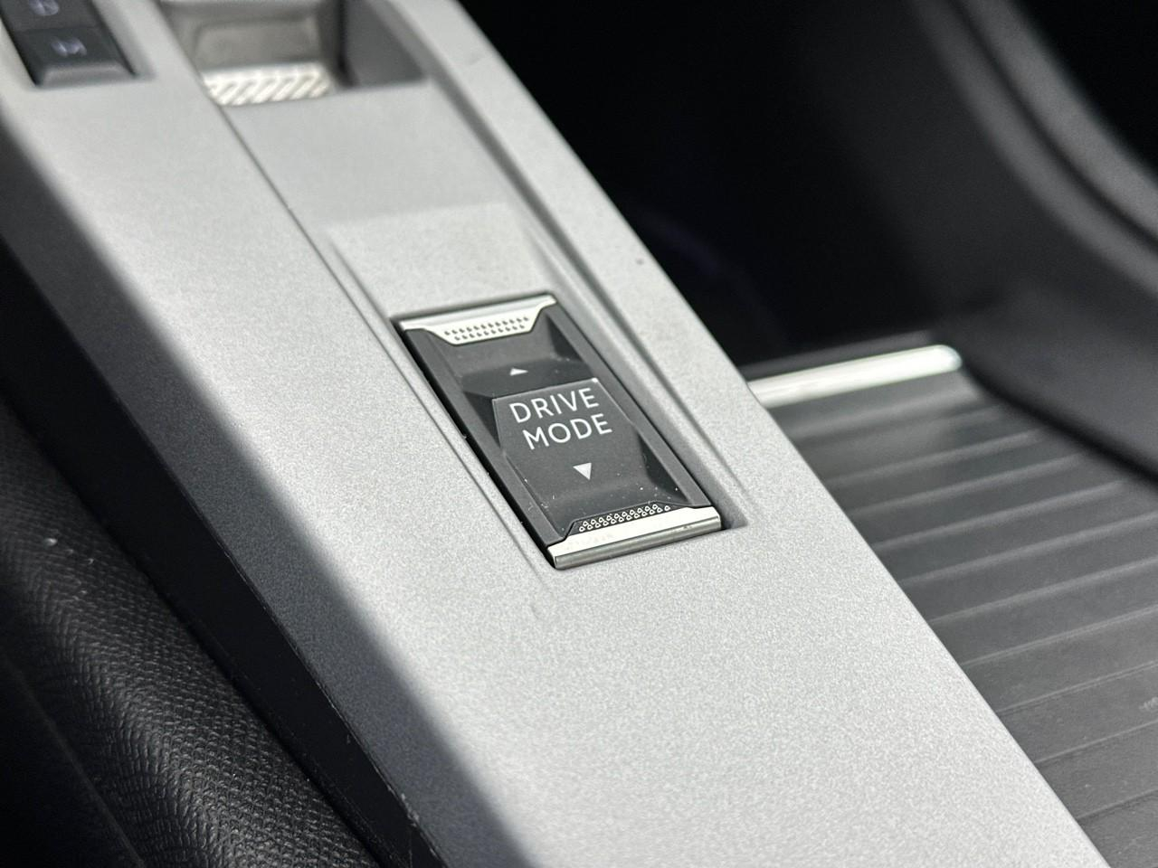 Peugeot 308 sw puretech 130ch s&s eat8 active pack — photo 28