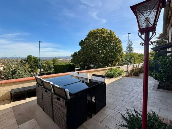 Maison 6 pièces 158 m²