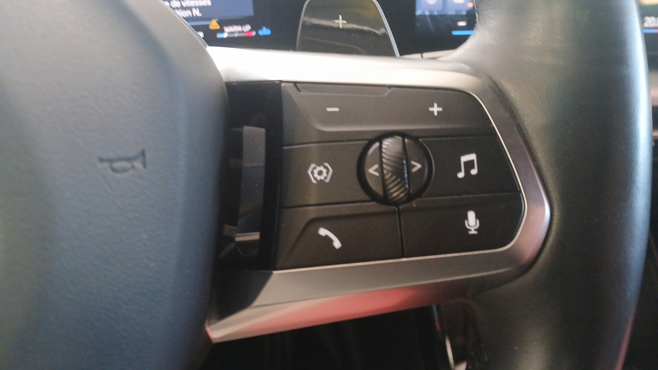 BMW X1 sDrive 18i 136ch DKG7 — photo 19