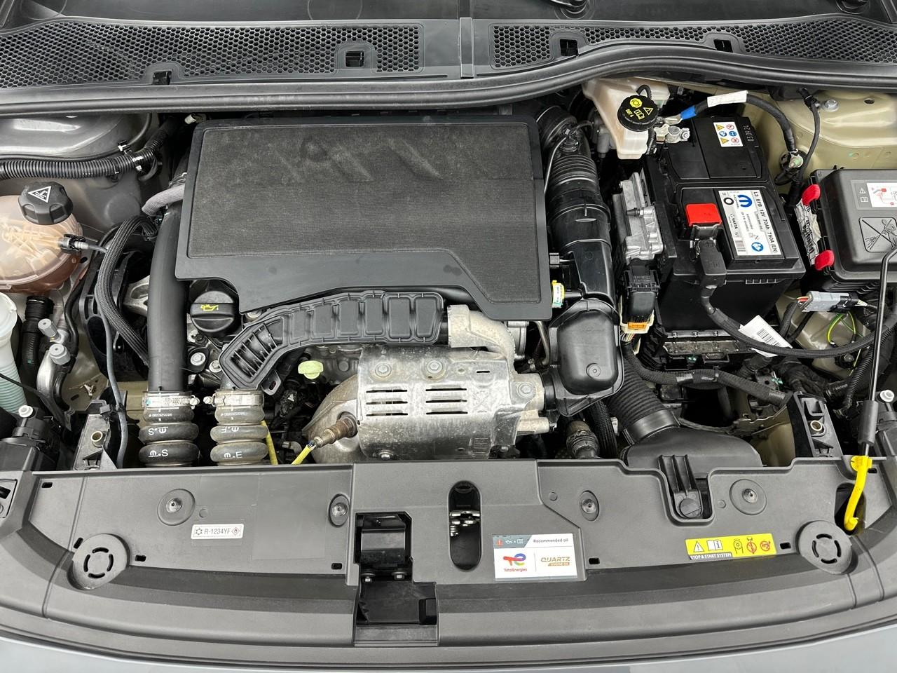 Peugeot 208 puretech 100 s&s bvm6 allure — photo 13