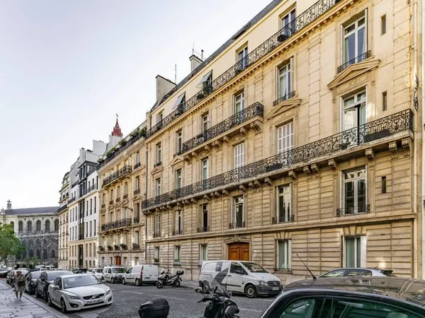 Bureaux 257 m²