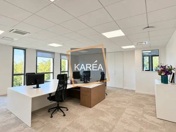 Local professionnel 227 m²