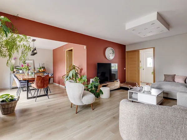 Chéreng -Maison familiale 4 chambres -Parcelle 400 m² - Garage - DPE B -425 000
