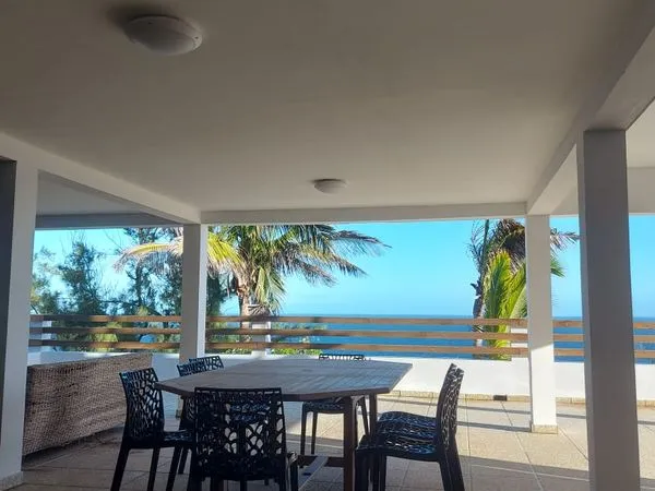 T4 meublé 90 m² + Terrasse Vue Mer 120 m² - Saint-Pierre / CHU Saint-Pierre