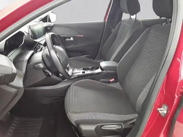 Peugeot 208 electrique 50 kwh 136ch — photo 11