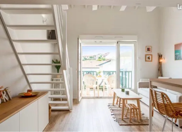 Appartement meublé en bail étudiant 9 mois