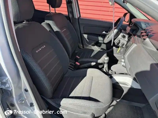 Dacia Duster blue dci 115 4x2 prestige — photo 9