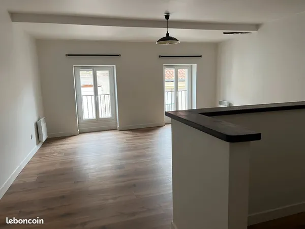 A LOUER Appartement T2
