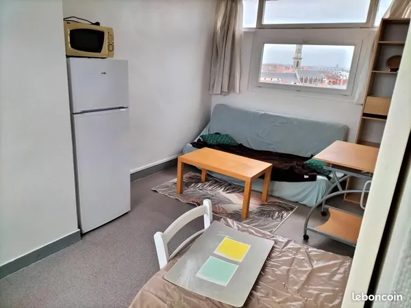 Studio 1 pièce 17 m²
