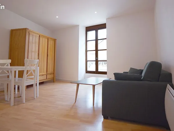 Studio équipé et meublé centre ville Bagnols-sur-Cèze