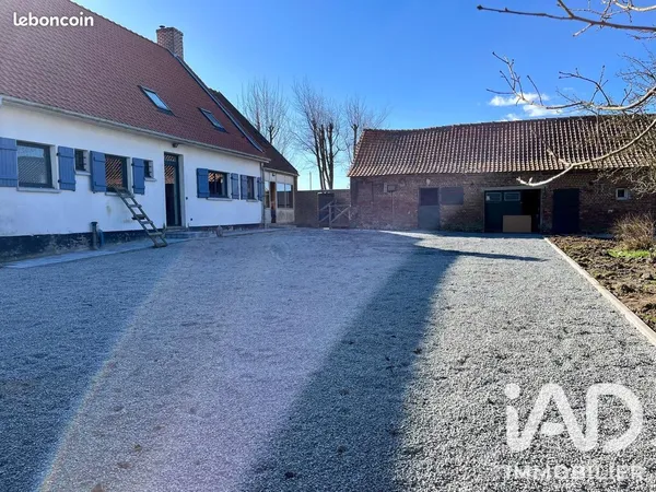 Propriété 5 pièces 204 m²