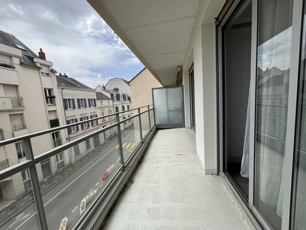 T2 proche place du Lycée avec cave et garage en plus possible