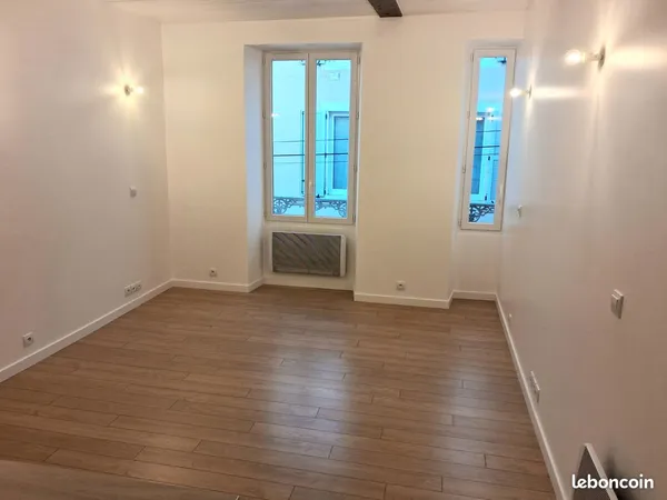Studio 1 pièce 24 m²