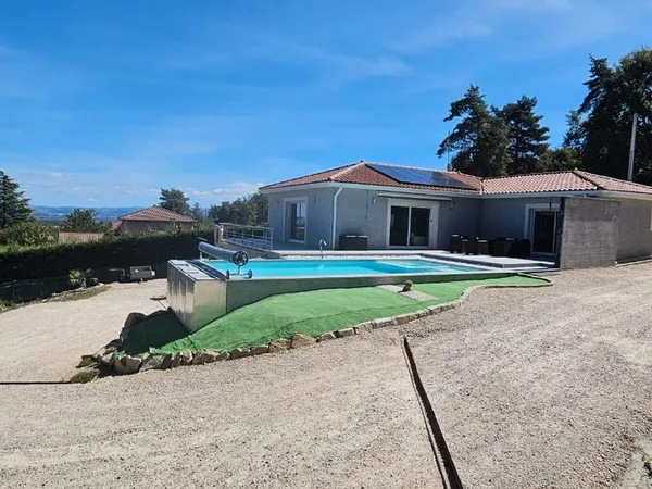 Maison 5 pièces de 170m2